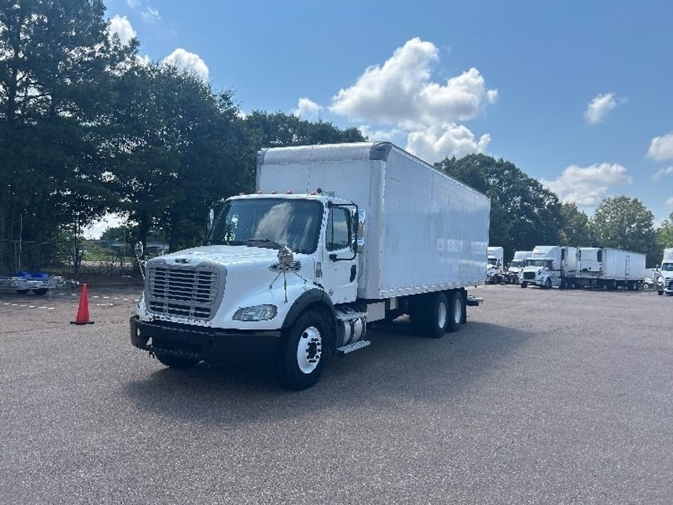 Medium Duty Box Truck-Light and Medium Duty Trucks-Freightliner-2020-M211264S-Jackson-MS-251,650\n\t\tmiles-$ 96,500 - Image 3
