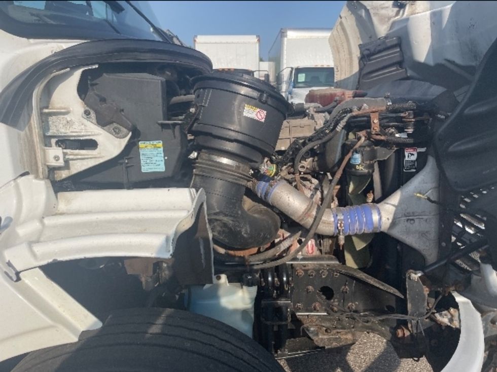 Medium Duty Box Truck-Light and Medium Duty Trucks-Freightliner-2020-M211264S-Lansing-MI-519,450\n\t\tmiles-$ 73,250 - Image 13