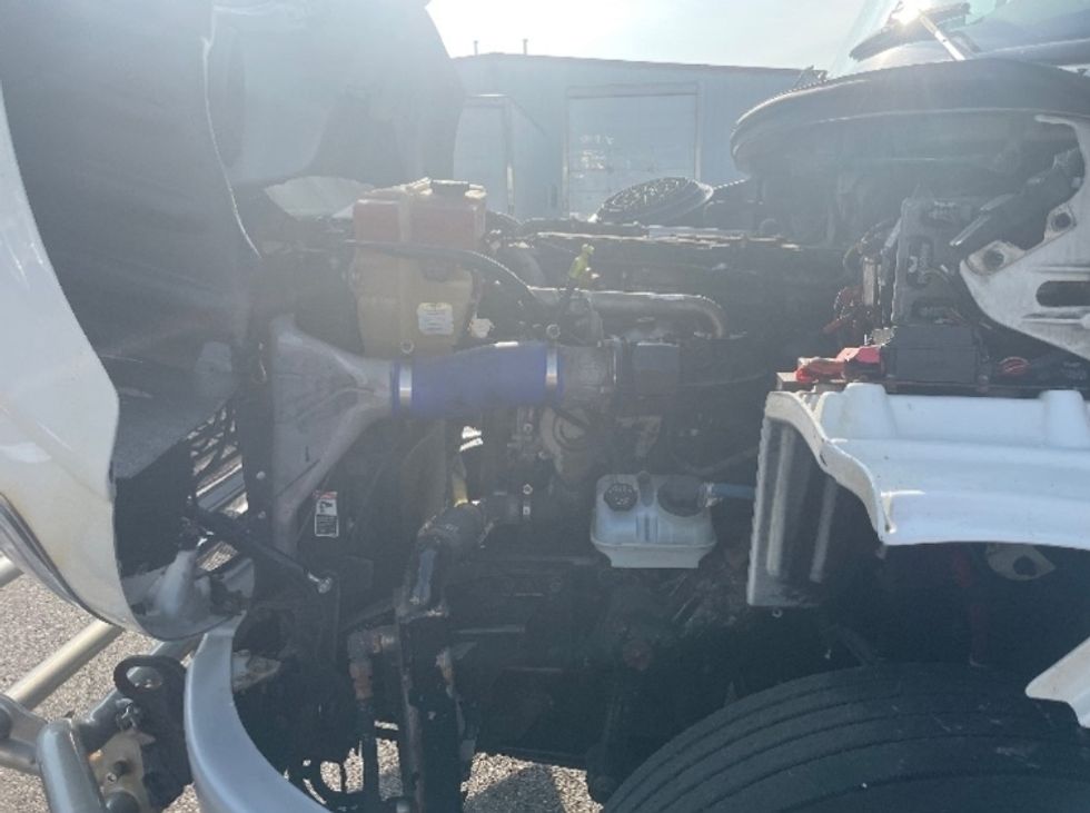 Medium Duty Box Truck-Light and Medium Duty Trucks-Freightliner-2020-M211264S-Lansing-MI-519,450\n\t\tmiles-$ 73,250 - Image 14