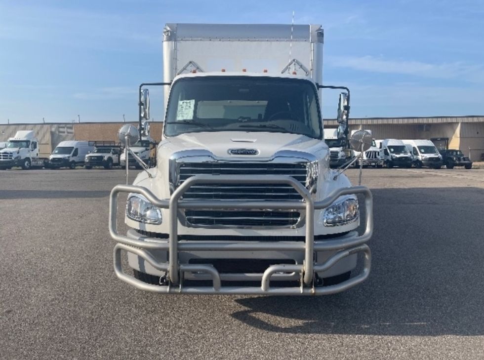 Medium Duty Box Truck-Light and Medium Duty Trucks-Freightliner-2020-M211264S-Lansing-MI-519,450\n\t\tmiles-$ 73,250 - Image 2