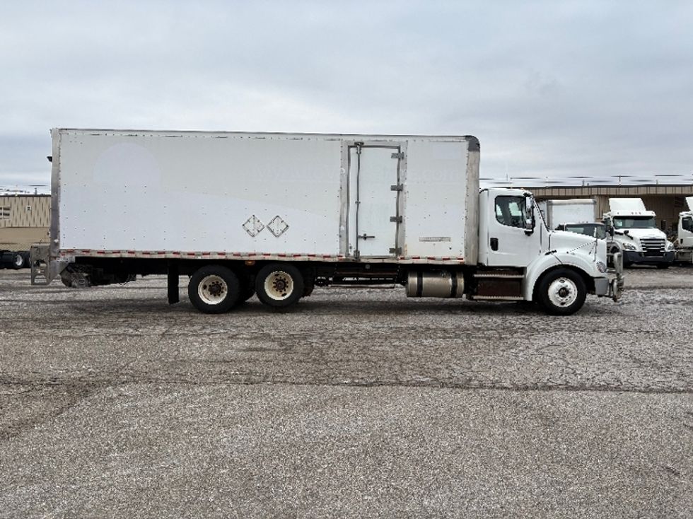 Medium Duty Box Truck-Light and Medium Duty Trucks-Freightliner-2020-M211264S-Lansing-MI-519,454\n\t\tmiles-$ 68,500 - Image 16