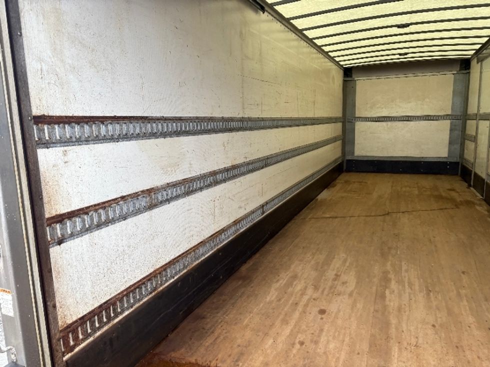 Medium Duty Box Truck-Light and Medium Duty Trucks-Freightliner-2020-M211264S-Lansing-MI-519,454\n\t\tmiles-$ 68,500 - Image 8