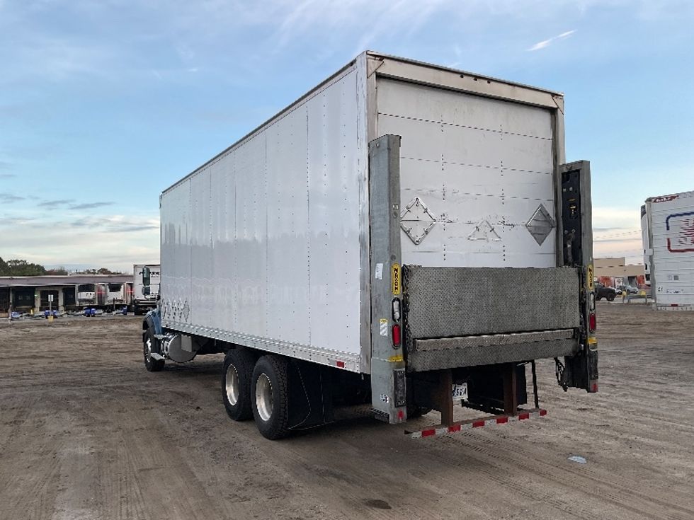 Medium Duty Box Truck-Light and Medium Duty Trucks-Freightliner-2020-M211264S-Londonderry-NH-164,461\n\t\tmiles-$ 95,000 - Image 6