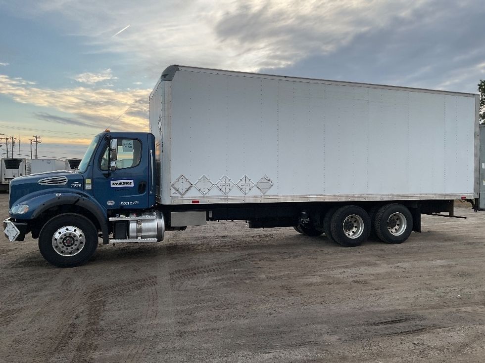 Medium Duty Box Truck-Light and Medium Duty Trucks-Freightliner-2020-M211264S-Londonderry-NH-164,461\n\t\tmiles-$ 95,000 - Image 4