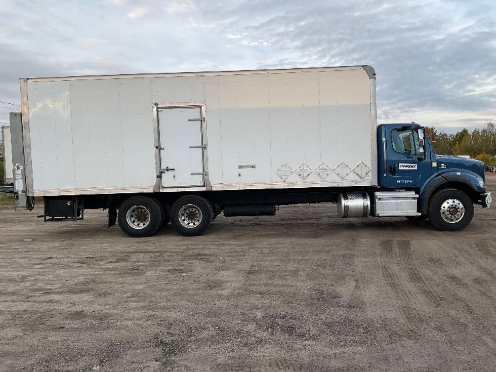 Medium Duty Box Truck-Light and Medium Duty Trucks-Freightliner-2020-M211264S-Londonderry-NH-164,461\n\t\tmiles-$ 95,000 - Image 15