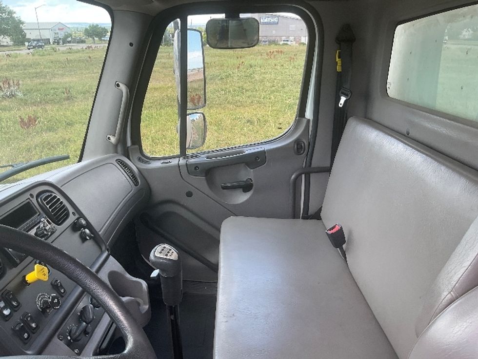 Medium Duty Box Truck-Light and Medium Duty Trucks-Freightliner-2020-M211264S-Loveland-CO-292,446\n\t\tmiles-$ 76,000 - Image 19