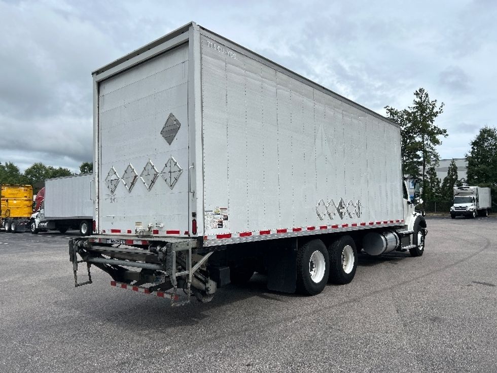 Medium Duty Box Truck-Light and Medium Duty Trucks-Freightliner-2020-M211264S-Mebane-NC-153,303\n\t\tmiles-$ 91,500 - Image 13