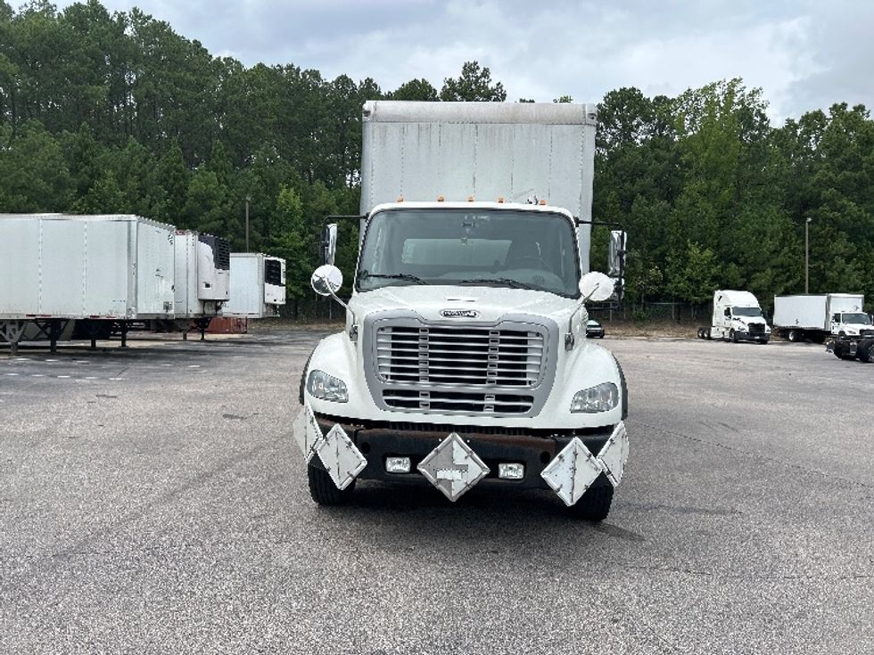 Medium Duty Box Truck-Light and Medium Duty Trucks-Freightliner-2020-M211264S-Mebane-NC-153,303\n\t\tmiles-$ 91,500 - Image 2