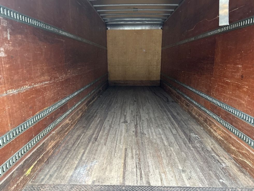 Medium Duty Box Truck-Light and Medium Duty Trucks-Freightliner-2020-M211264S-Mebane-NC-153,303\n\t\tmiles-$ 91,500 - Image 8