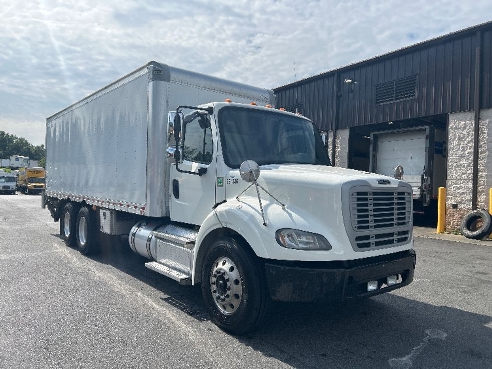 Medium Duty Box Truck-Light and Medium Duty Trucks-Freightliner-2020-M211264S-Montgomery-NY-329,778\n\t\tmiles-$ 68,500 - Image 1