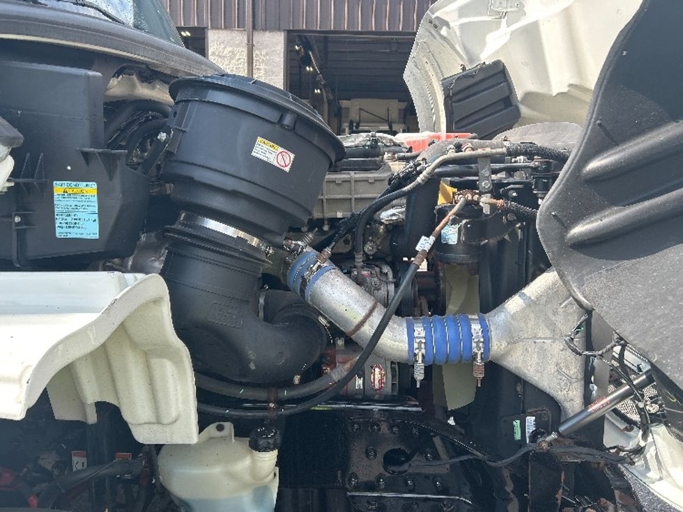 Medium Duty Box Truck-Light and Medium Duty Trucks-Freightliner-2020-M211264S-Montgomery-NY-329,778\n\t\tmiles-$ 68,500 - Image 23
