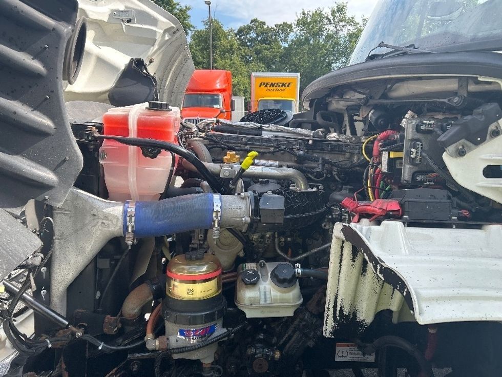 Medium Duty Box Truck-Light and Medium Duty Trucks-Freightliner-2020-M211264S-Montgomery-NY-329,778\n\t\tmiles-$ 68,500 - Image 24