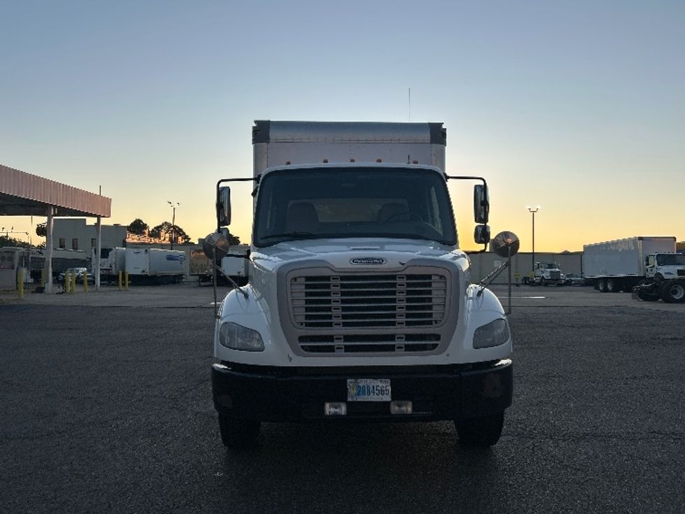 Medium Duty Box Truck-Light and Medium Duty Trucks-Freightliner-2020-M211264S-Olive Branch-MS-322,394\n\t\tmiles-$ 80,500 - Image 2