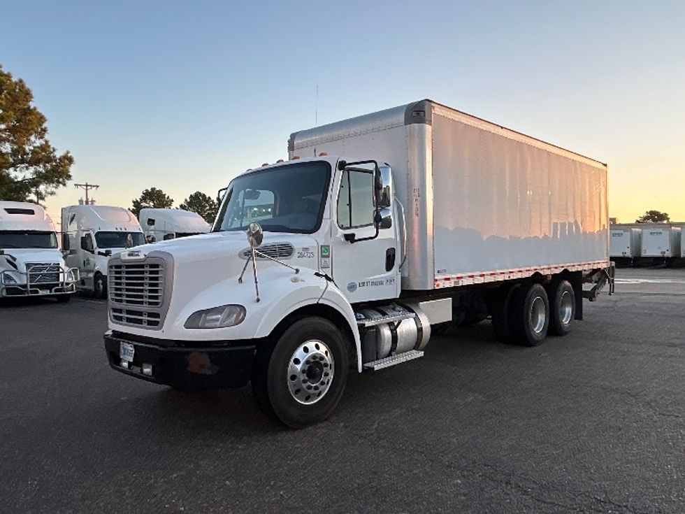 Medium Duty Box Truck-Light and Medium Duty Trucks-Freightliner-2020-M211264S-Olive Branch-MS-322,394\n\t\tmiles-$ 80,500 - Image 3