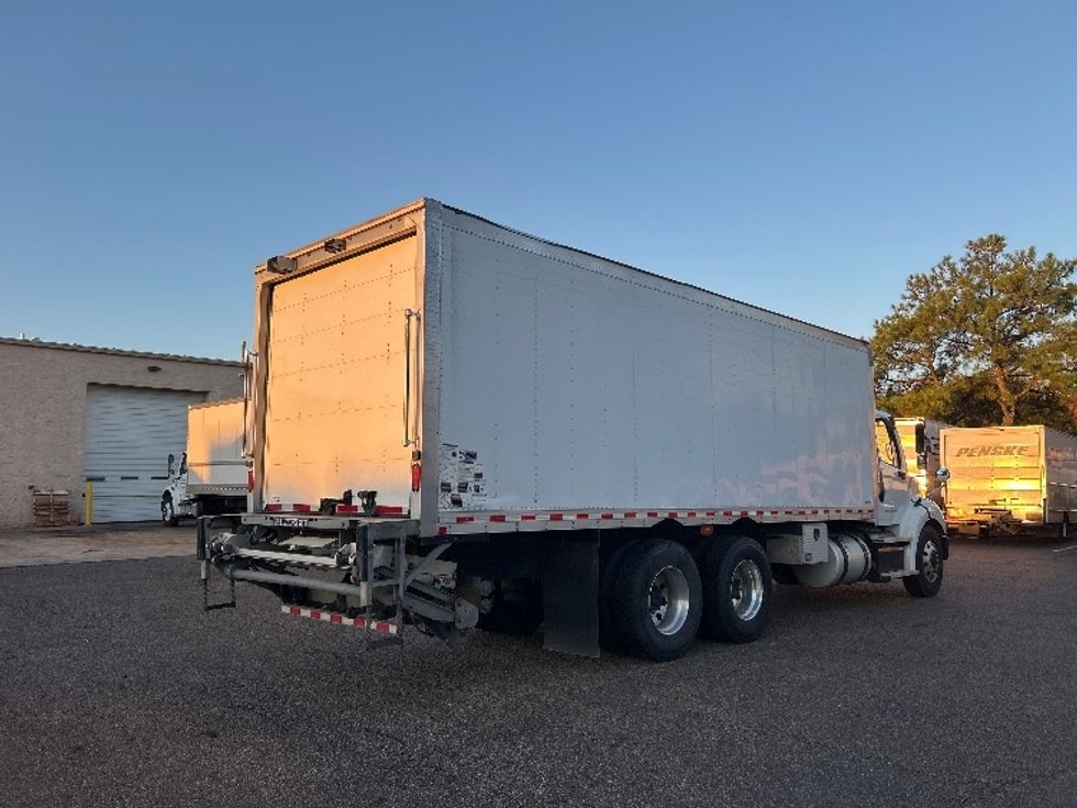 Medium Duty Box Truck-Light and Medium Duty Trucks-Freightliner-2020-M211264S-Olive Branch-MS-322,394\n\t\tmiles-$ 80,500 - Image 13