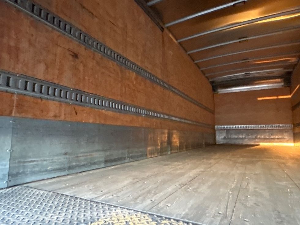 Medium Duty Box Truck-Light and Medium Duty Trucks-Freightliner-2020-M211264S-Olive Branch-MS-322,394\n\t\tmiles-$ 80,500 - Image 11