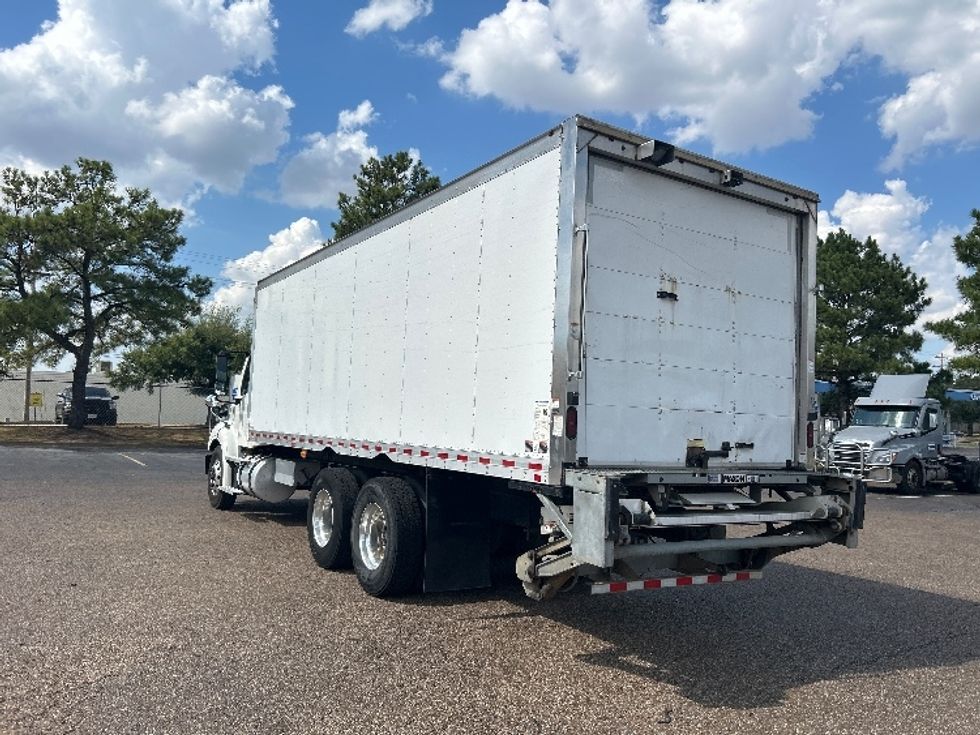 Medium Duty Box Truck-Light and Medium Duty Trucks-Freightliner-2020-M211264S-Olive Branch-MS-331,118\n\t\tmiles-$ 80,250 - Image 6