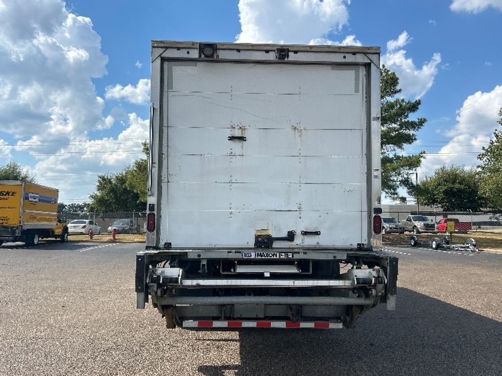 Medium Duty Box Truck-Light and Medium Duty Trucks-Freightliner-2020-M211264S-Olive Branch-MS-331,118\n\t\tmiles-$ 80,250 - Image 7