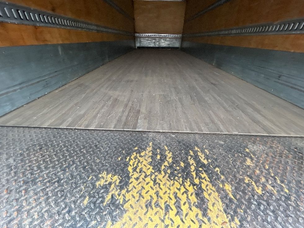 Medium Duty Box Truck-Light and Medium Duty Trucks-Freightliner-2020-M211264S-Olive Branch-MS-331,118\n\t\tmiles-$ 80,250 - Image 10