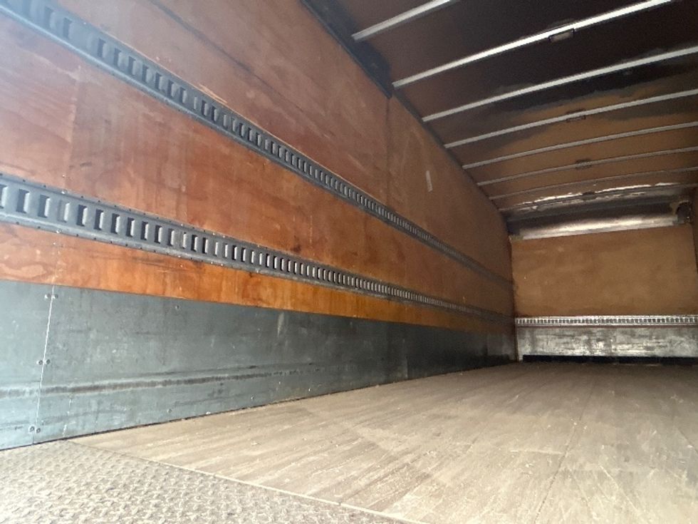 Medium Duty Box Truck-Light and Medium Duty Trucks-Freightliner-2020-M211264S-Olive Branch-MS-331,118\n\t\tmiles-$ 80,250 - Image 11