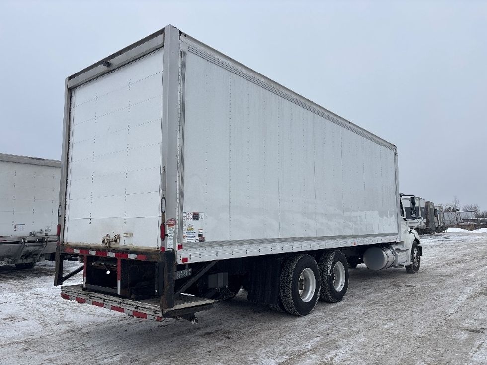 Medium Duty Box Truck-Light and Medium Duty Trucks-Freightliner-2020-M211264S-Ottawa-ON-390,662\n\t\tkm-$ 120,250 - Image 13