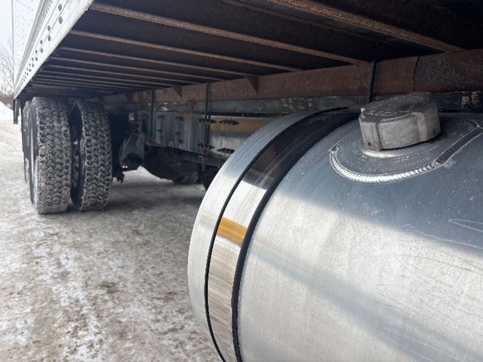 Medium Duty Box Truck-Light and Medium Duty Trucks-Freightliner-2020-M211264S-Ottawa-ON-390,662\n\t\tkm-$ 120,250 - Image 14