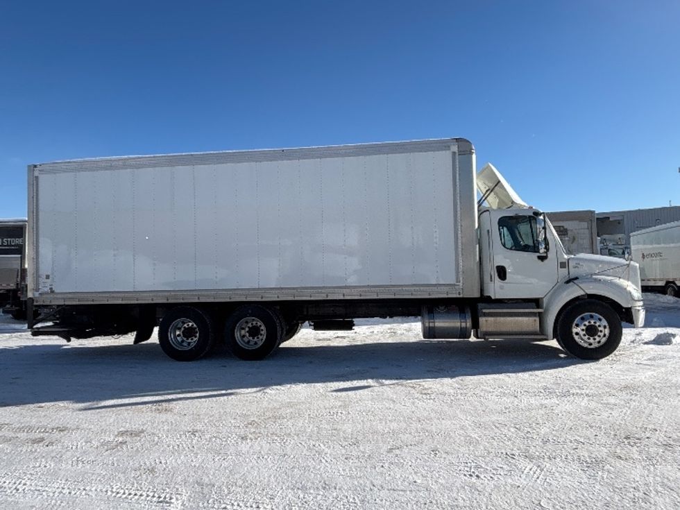 Medium Duty Box Truck-Light and Medium Duty Trucks-Freightliner-2020-M211264S-Ottawa-ON-430,101\n\t\tkm-$ 119,000 - Image 14