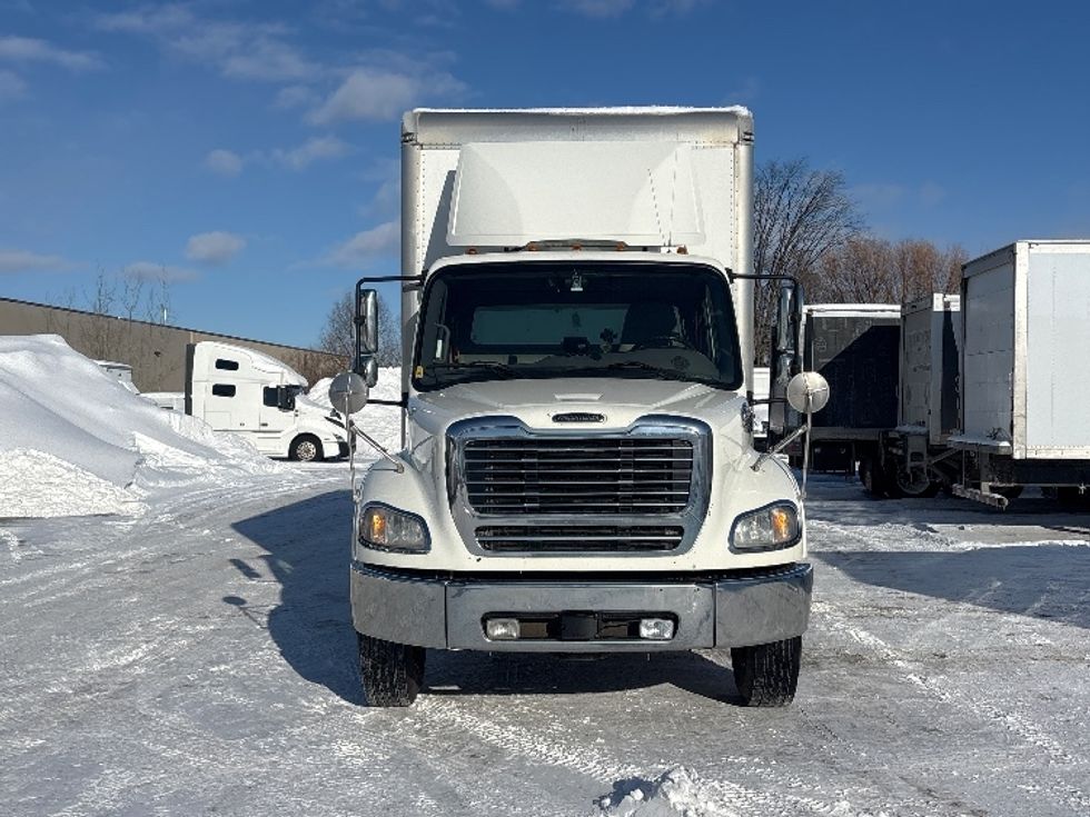 Medium Duty Box Truck-Light and Medium Duty Trucks-Freightliner-2020-M211264S-Ottawa-ON-430,101\n\t\tkm-$ 119,000 - Image 2