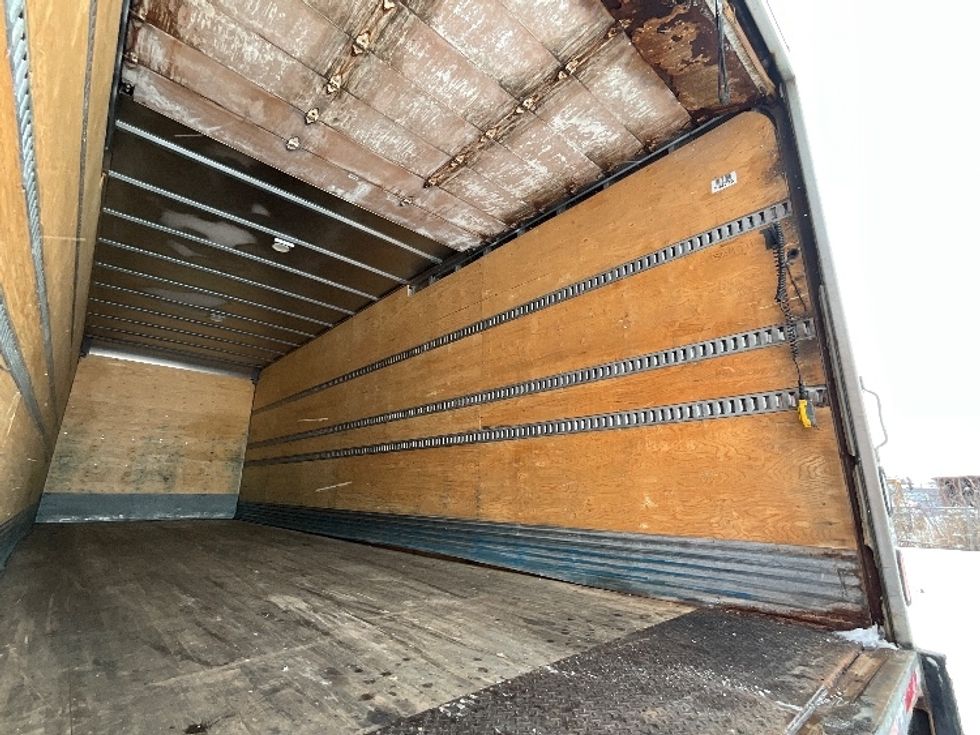 Medium Duty Box Truck-Light and Medium Duty Trucks-Freightliner-2020-M211264S-Ottawa-ON-440,775\n\t\tkm-$ 118,500 - Image 11