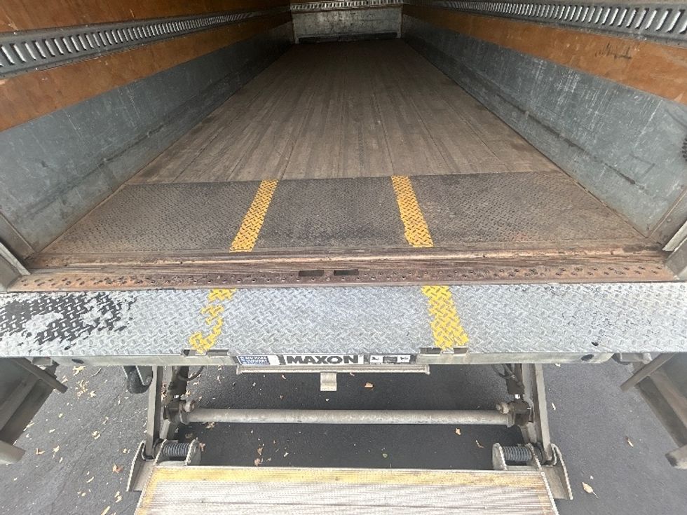 Medium Duty Box Truck-Light and Medium Duty Trucks-Freightliner-2020-M211264S-Portland-OR-276,240\n\t\tmiles-$ 81,750 - Image 10