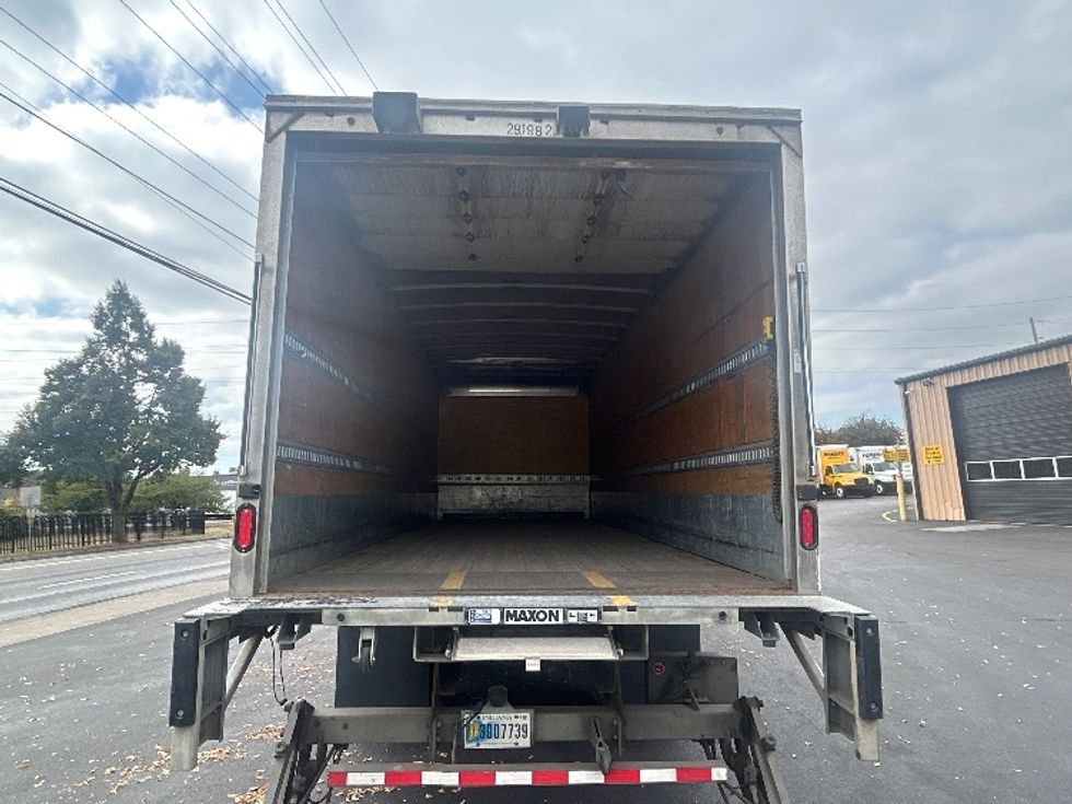 Medium Duty Box Truck-Light and Medium Duty Trucks-Freightliner-2020-M211264S-Portland-OR-276,240\n\t\tmiles-$ 81,750 - Image 8