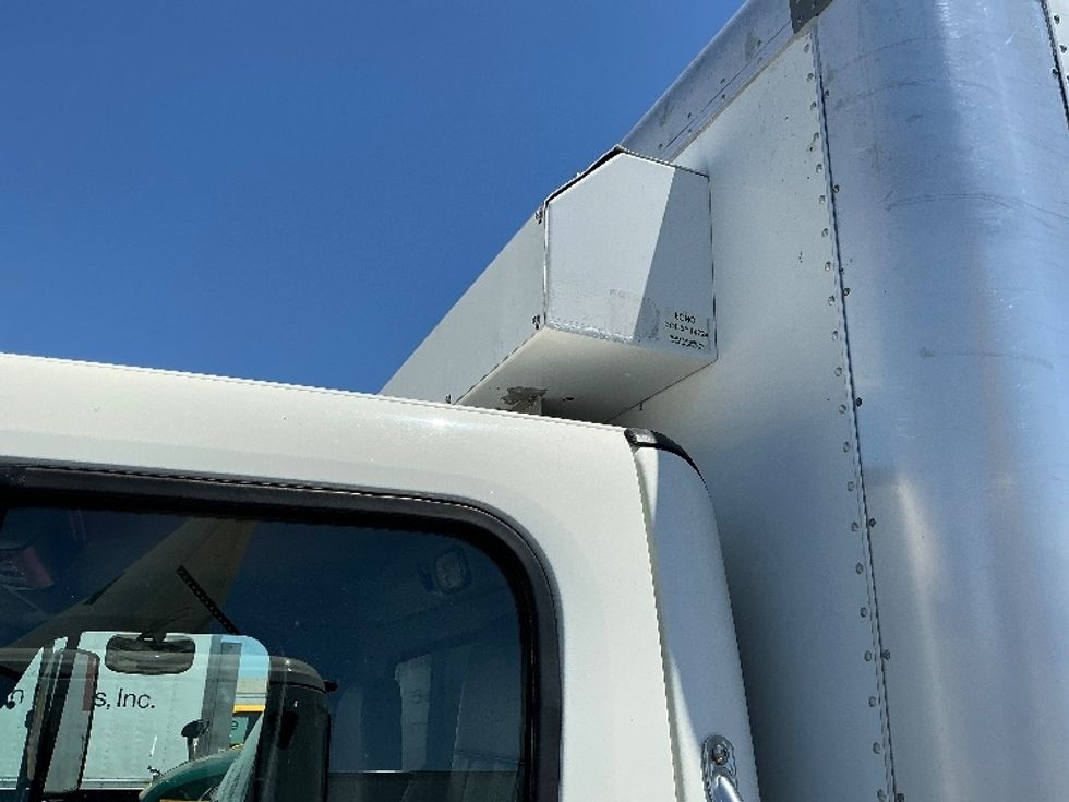 Medium Duty Box Truck-Light and Medium Duty Trucks-Freightliner-2020-M211264S-Sacramento-CA-325,527\n\t\tmiles-$ 84,500 - Image 26
