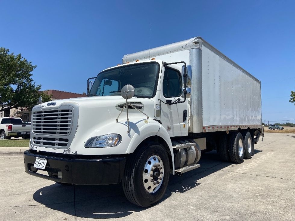 Medium Duty Box Truck-Light and Medium Duty Trucks-Freightliner-2020-M211264S-San Antonio-TX-273,993\n\t\tmiles-$ 82,000 - Image 3
