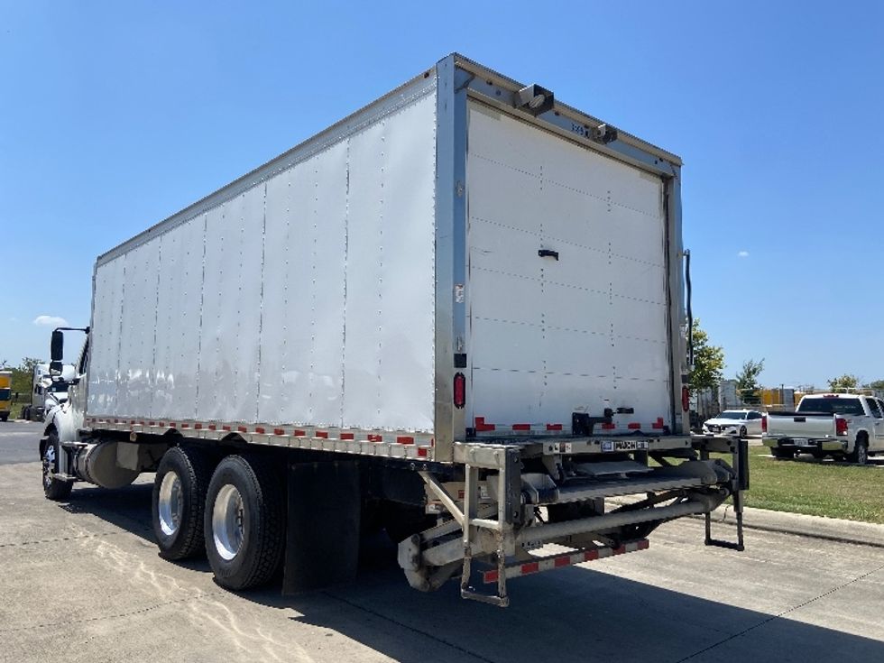 Medium Duty Box Truck-Light and Medium Duty Trucks-Freightliner-2020-M211264S-San Antonio-TX-273,993\n\t\tmiles-$ 82,000 - Image 6