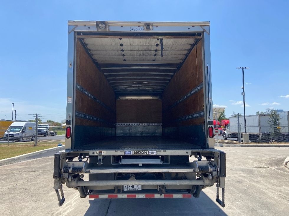 Medium Duty Box Truck-Light and Medium Duty Trucks-Freightliner-2020-M211264S-San Antonio-TX-273,993\n\t\tmiles-$ 82,000 - Image 8