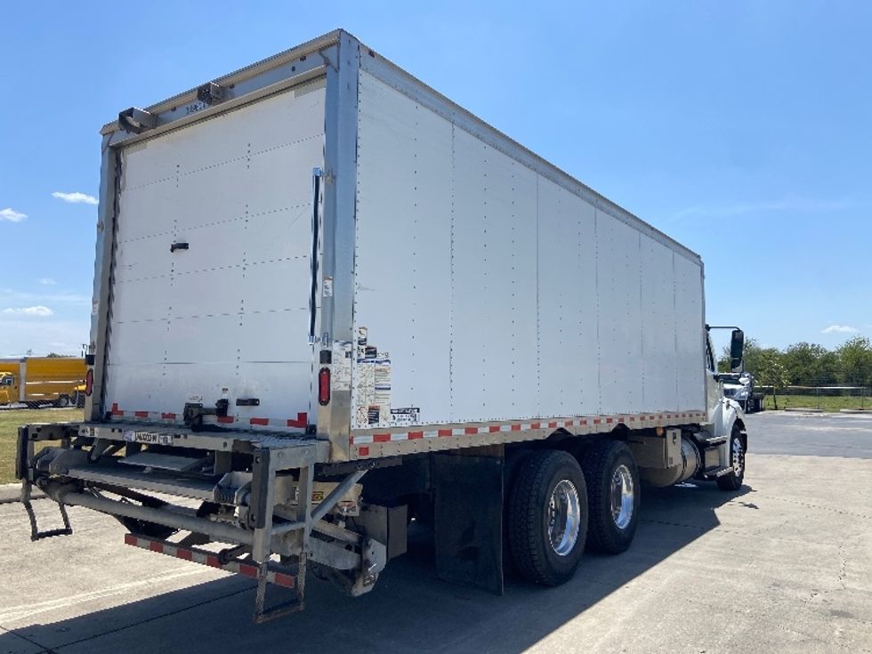 Medium Duty Box Truck-Light and Medium Duty Trucks-Freightliner-2020-M211264S-San Antonio-TX-273,993\n\t\tmiles-$ 82,000 - Image 13
