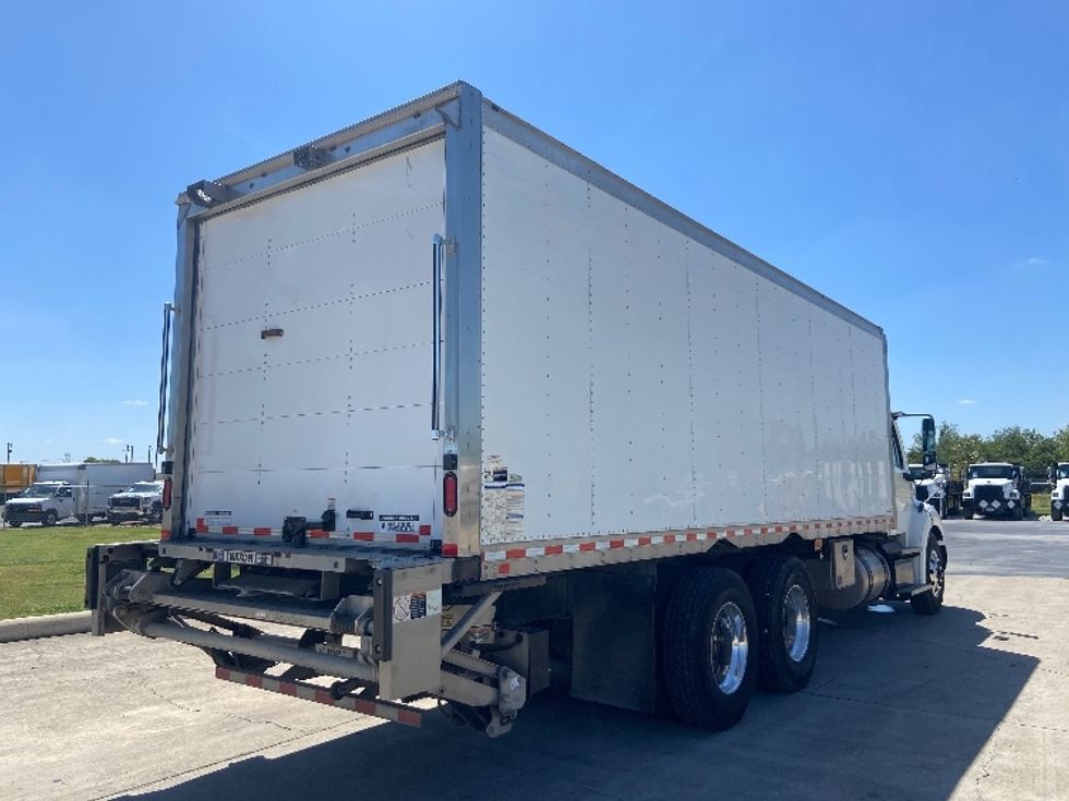 Medium Duty Box Truck-Light and Medium Duty Trucks-Freightliner-2020-M211264S-San Antonio-TX-292,653\n\t\tmiles-$ 86,000 - Image 13