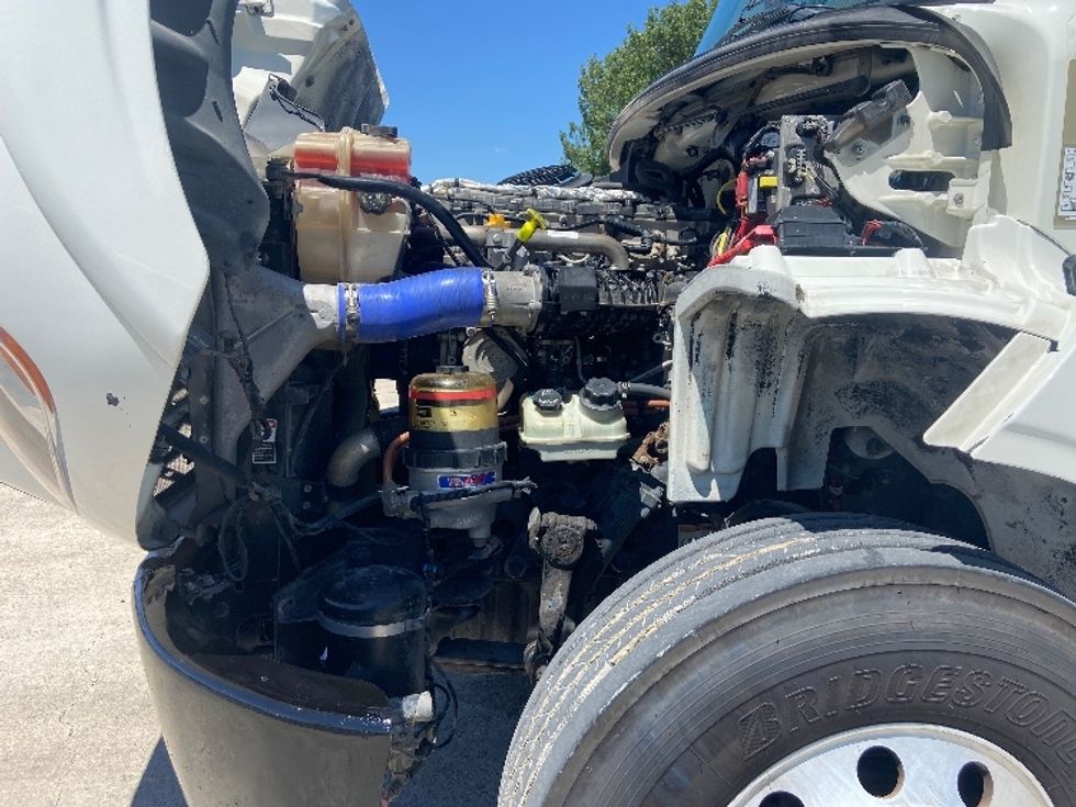 Medium Duty Box Truck-Light and Medium Duty Trucks-Freightliner-2020-M211264S-San Antonio-TX-292,653\n\t\tmiles-$ 86,000 - Image 24