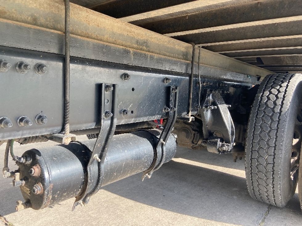 Medium Duty Box Truck-Light and Medium Duty Trucks-Freightliner-2020-M211264S-San Antonio-TX-334,645\n\t\tmiles-$ 79,250 - Image 5
