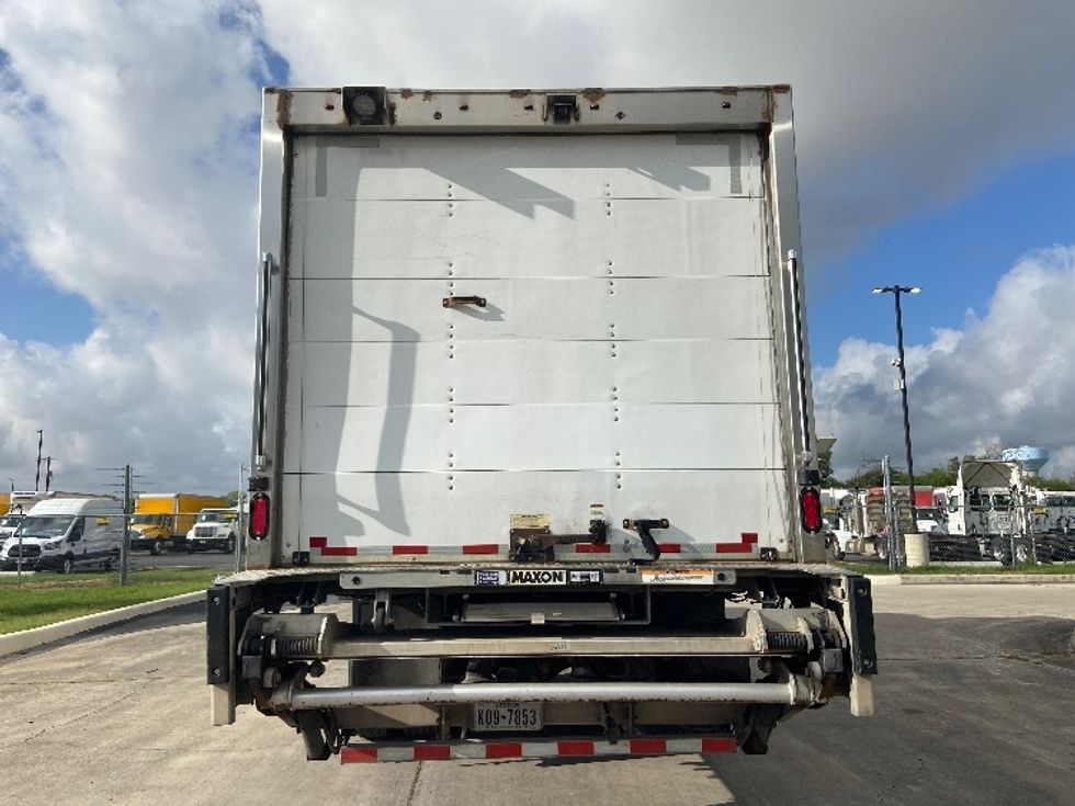 Medium Duty Box Truck-Light and Medium Duty Trucks-Freightliner-2020-M211264S-San Antonio-TX-334,645\n\t\tmiles-$ 79,250 - Image 7