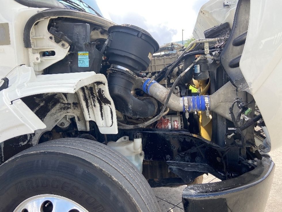 Medium Duty Box Truck-Light and Medium Duty Trucks-Freightliner-2020-M211264S-San Antonio-TX-334,645\n\t\tmiles-$ 79,250 - Image 23
