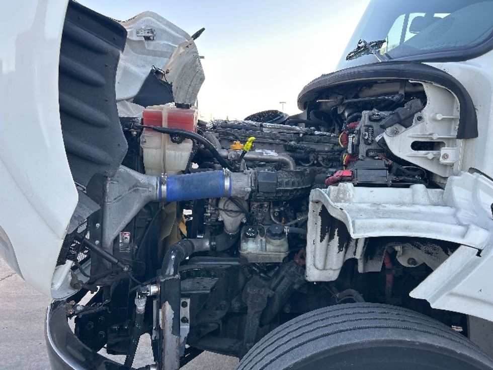 Medium Duty Box Truck-Light and Medium Duty Trucks-Freightliner-2020-M211264S-Sturtevant-WI-204,628\n\t\tmiles-$ 96,500 - Image 24