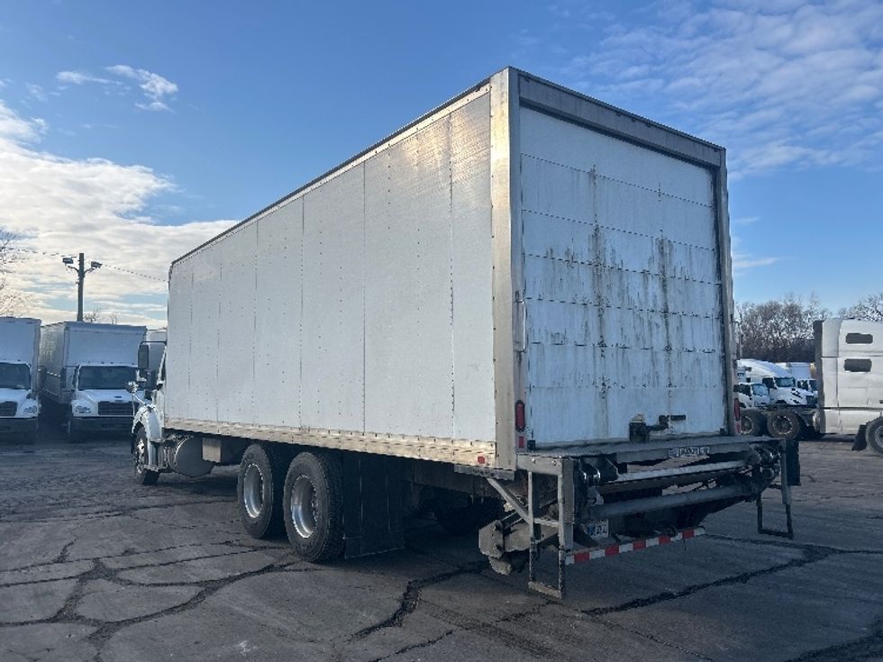 Medium Duty Box Truck-Light and Medium Duty Trucks-Freightliner-2020-M211264S-Sturtevant-WI-275,532\n\t\tmiles-$ 91,500 - Image 6