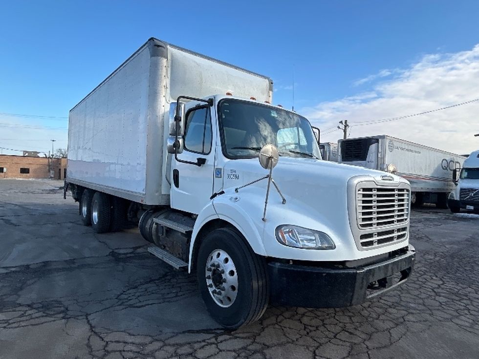 Medium Duty Box Truck-Light and Medium Duty Trucks-Freightliner-2020-M211264S-Sturtevant-WI-275,532\n\t\tmiles-$ 91,500 - Image 1