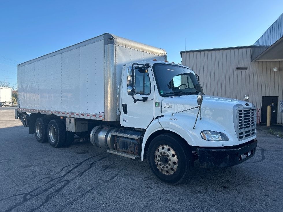 Medium Duty Box Truck-Light and Medium Duty Trucks-Freightliner-2020-M211264S-Sturtevant-WI-383,543\n\t\tmiles-$ 64,750 - Image 1