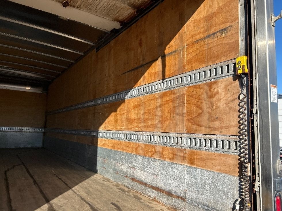 Medium Duty Box Truck-Light and Medium Duty Trucks-Freightliner-2020-M211264S-Sturtevant-WI-383,543\n\t\tmiles-$ 64,750 - Image 12