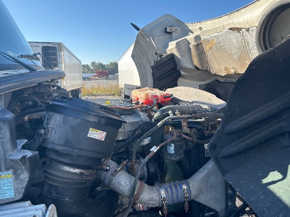 Medium Duty Box Truck-Light and Medium Duty Trucks-Freightliner-2020-M211264S-Sturtevant-WI-383,543\n\t\tmiles-$ 64,750 - Image 23