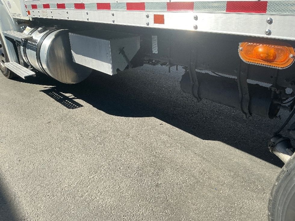 Medium Duty Box Truck-Light and Medium Duty Trucks-Freightliner-2020-M211264S-West Sacramento-CA-289,610\n\t\tmiles-$ 81,500 - Image 5