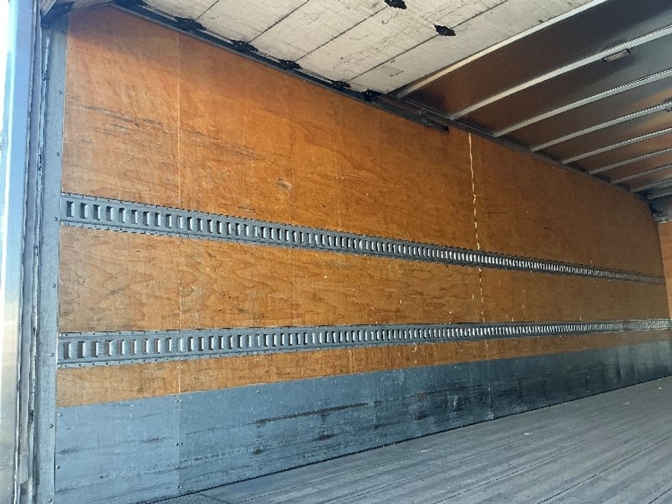 Medium Duty Box Truck-Light and Medium Duty Trucks-Freightliner-2020-M211264S-West Sacramento-CA-289,610\n\t\tmiles-$ 81,500 - Image 11