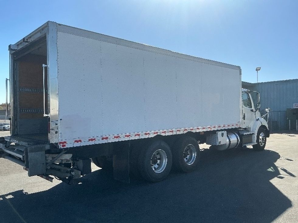 Medium Duty Box Truck-Light and Medium Duty Trucks-Freightliner-2020-M211264S-West Sacramento-CA-289,610\n\t\tmiles-$ 81,500 - Image 13